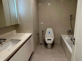 Продажа 2 спальни кондо в Патхум Щан, Бангкок