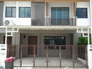 Продажа и аренда 3 спальни таунхаус в Суан Луанг, Бангкок