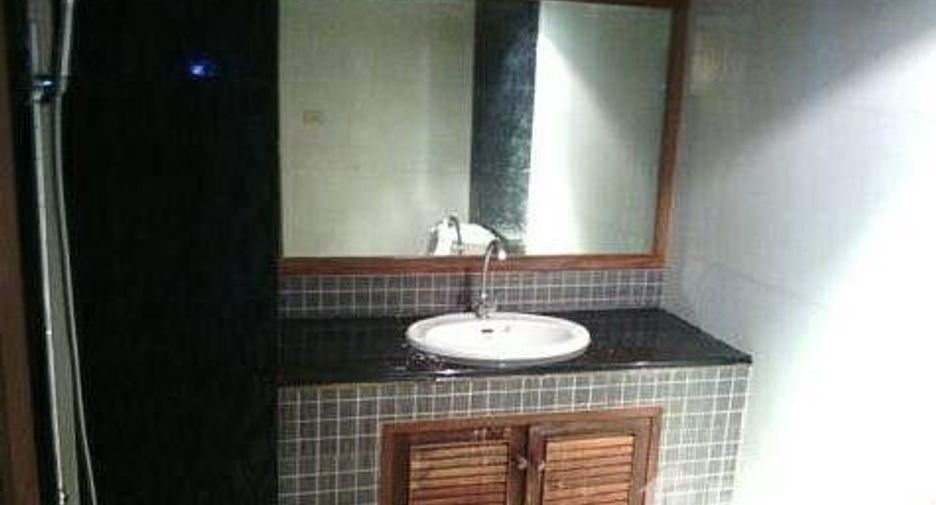 For sale and for rent 4 bedrooms condo in Mueang Chiang Mai, Chiang Mai