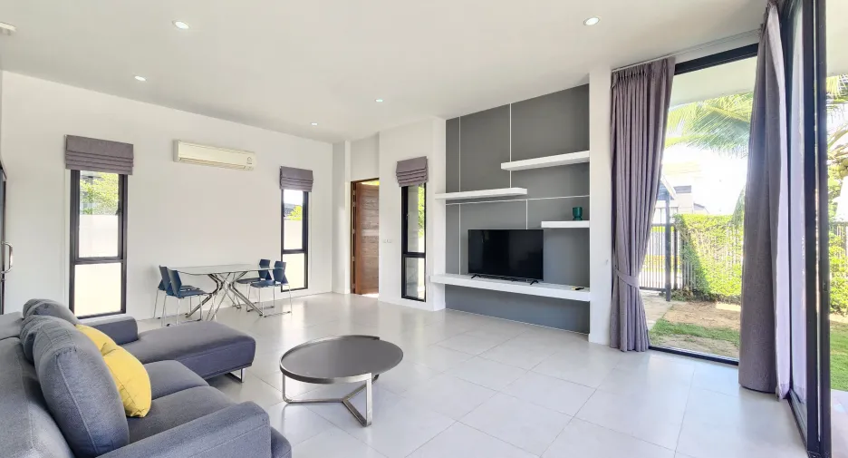 For rent 3 bedrooms villa in Hua Hin, Prachuap Khiri Khan