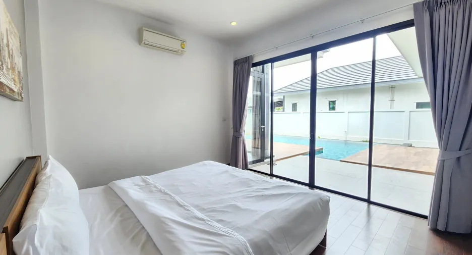 For rent 3 bedrooms villa in Hua Hin, Prachuap Khiri Khan