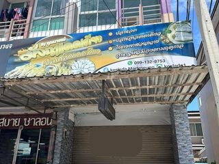 出租 4 卧室 商业空间 在 Bang Lamung, Chon Buri