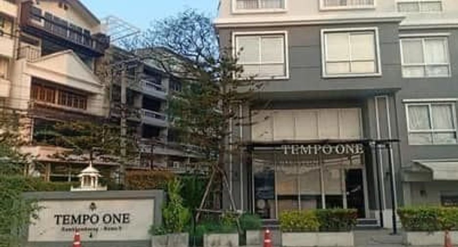 For sale 1 bed condo in Bang Kapi, Bangkok