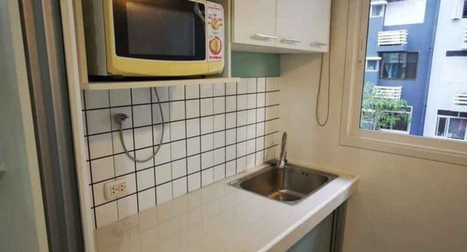 For rent studio condo in Huai Khwang, Bangkok