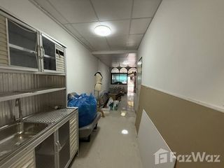 Reihenhaus zum Kauf mit 3 Zimmer in Phaya Thai, Bangkok