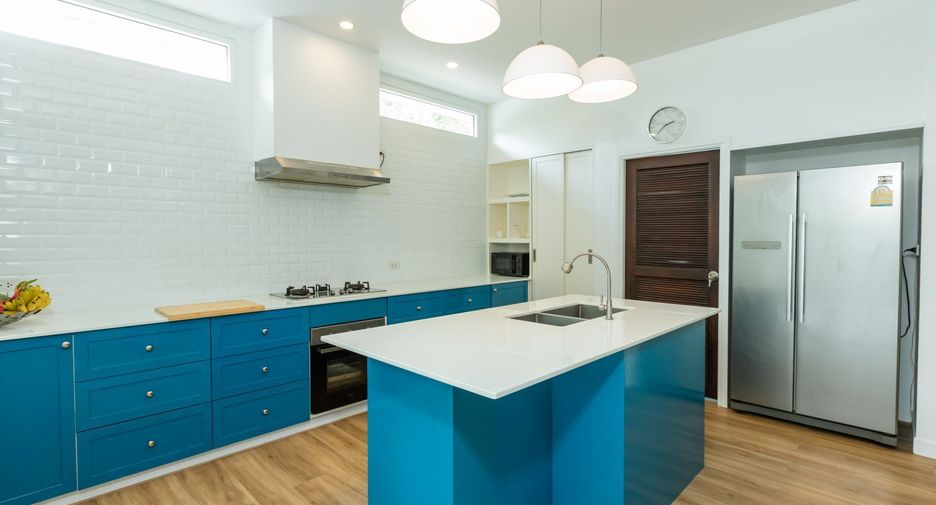 Villa en venta y en alquiler de 3 habitaciones en Mueang Krabi, Krabi