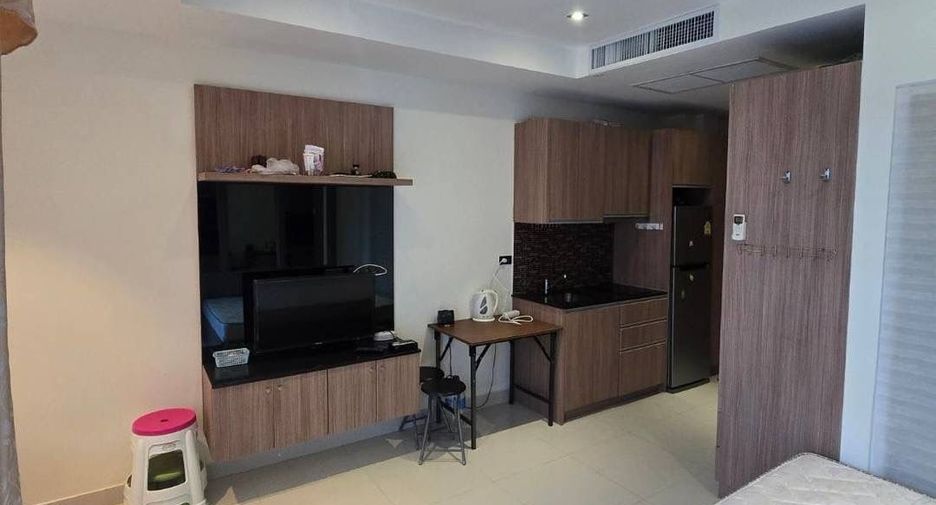 For sale studio condo in Bang Lamung, Chonburi