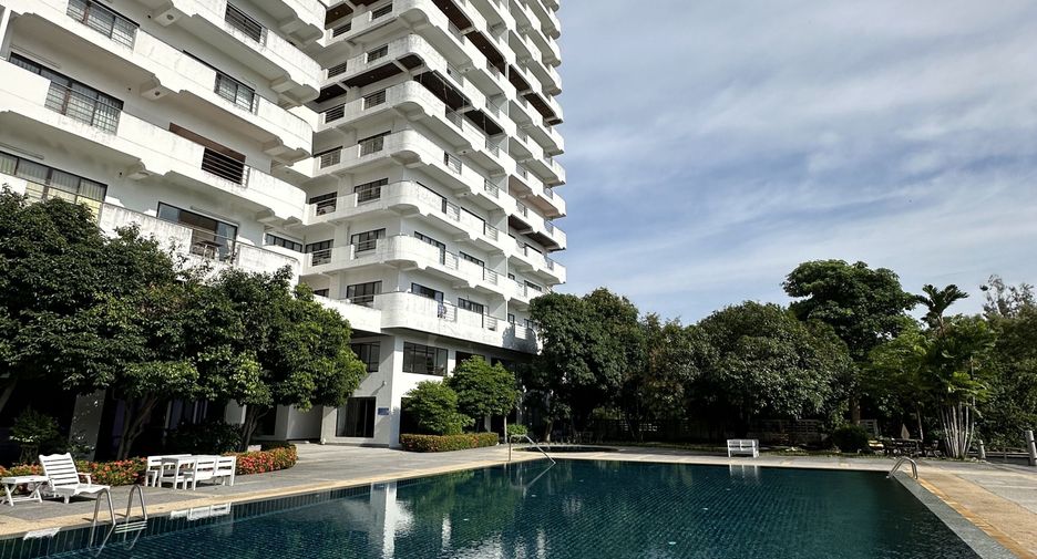 出售 和 出租 3 卧室 公寓 在 Sattahip, Chon Buri