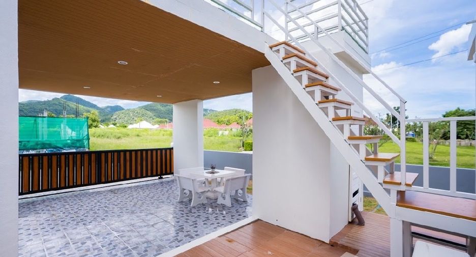For sale 3 bedrooms villa in Cha Am, Phetchaburi