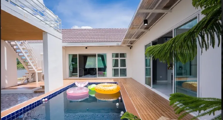 For sale 3 bedrooms villa in Cha Am, Phetchaburi