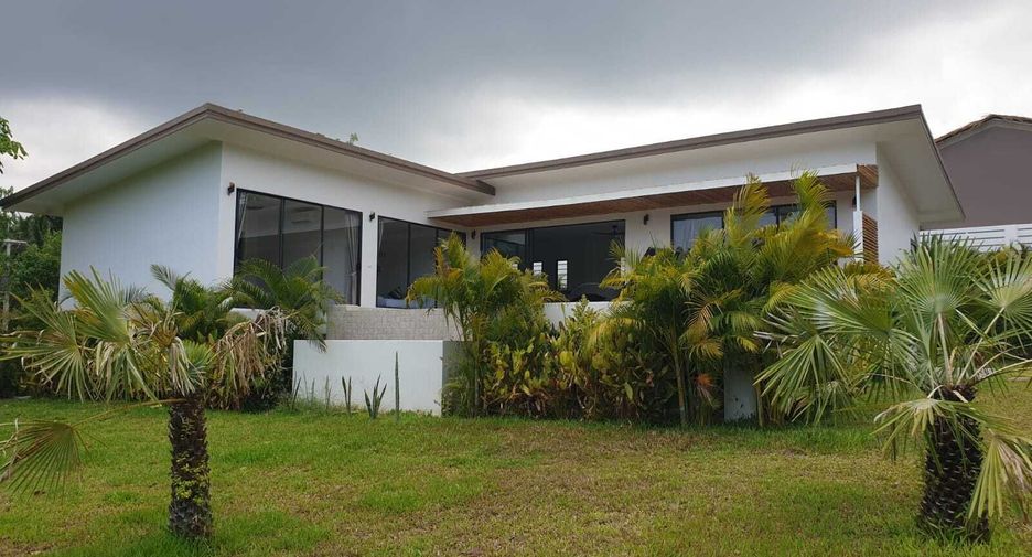 For sale 3 bedrooms villa in Ko Pha-ngan, Surat Thani