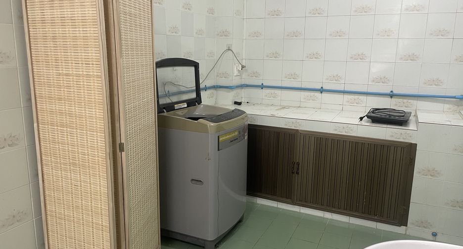 For rent 2 bedrooms townhouse in Hua Hin, Prachuap Khiri Khan