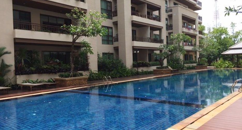 For rent 2 bedrooms condo in Bang Lamung, Chonburi