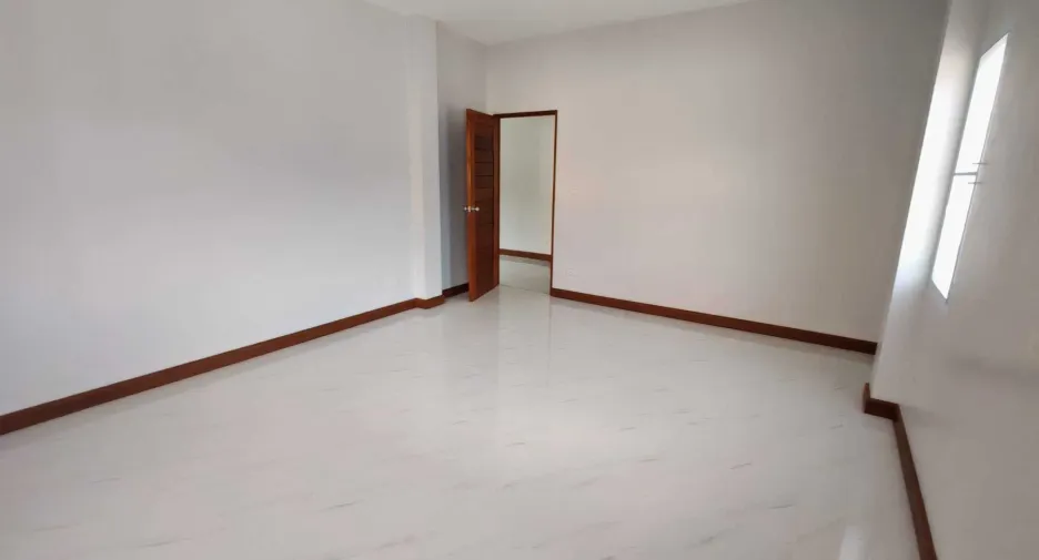 For sale 3 bedrooms house in Ko Samui, Surat Thani