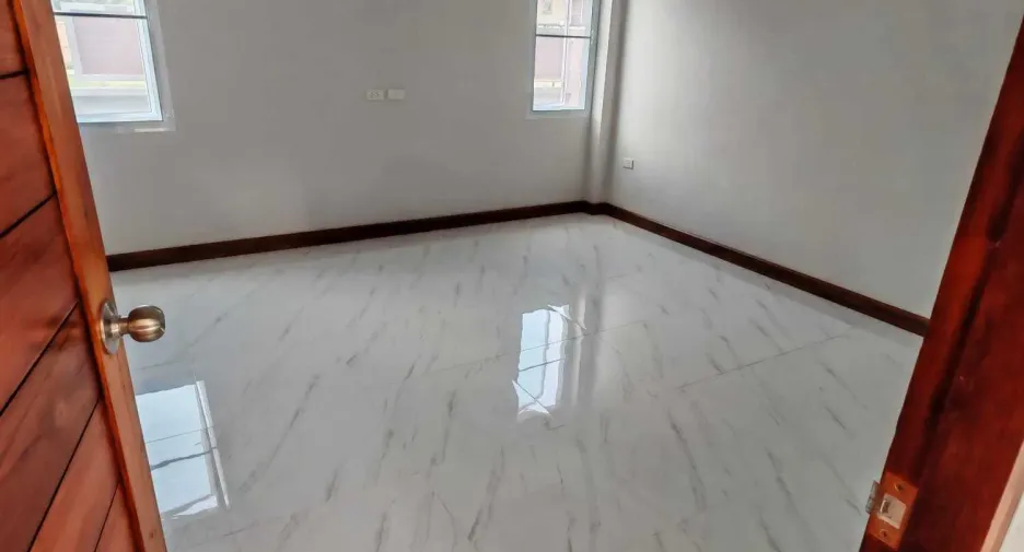 For sale 3 bedrooms house in Ko Samui, Surat Thani