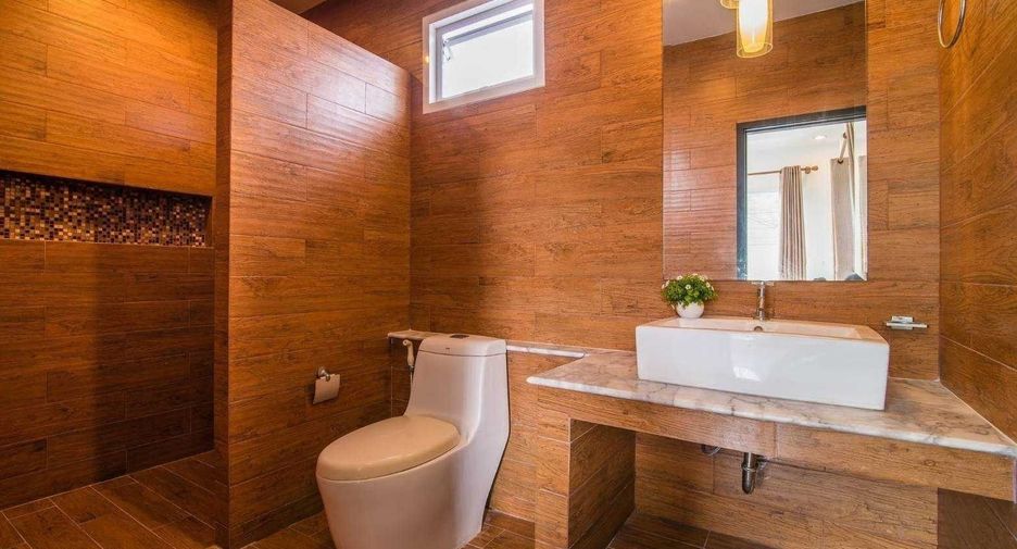 For rent 4 bedrooms villa in Hua Hin, Prachuap Khiri Khan