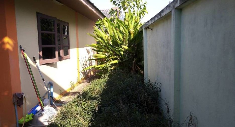 Haus zur Miete mit 5 Zimmer in Saraphi, Chiang Mai