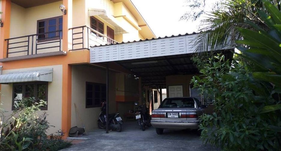 Haus zur Miete mit 5 Zimmer in Saraphi, Chiang Mai