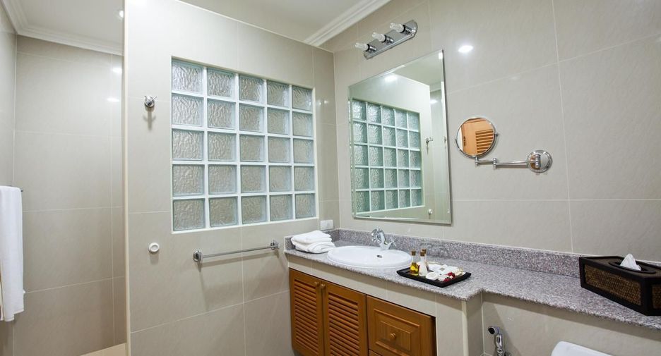 Продажа 42 спальни отель в Банг Ламунг, Чонбури