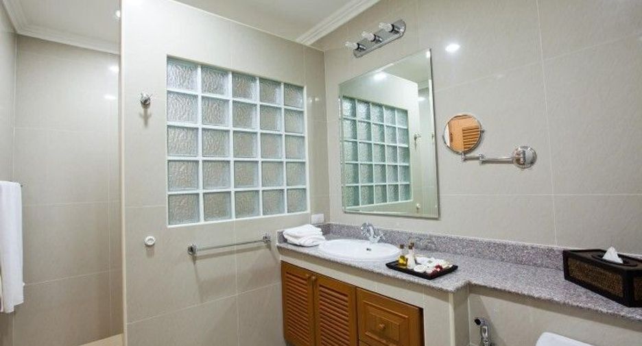 Продажа 42 спальни отель в Банг Ламунг, Чонбури
