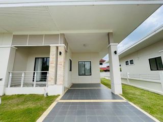 For sale 3 bedrooms house in Saraphi, Chiang Mai