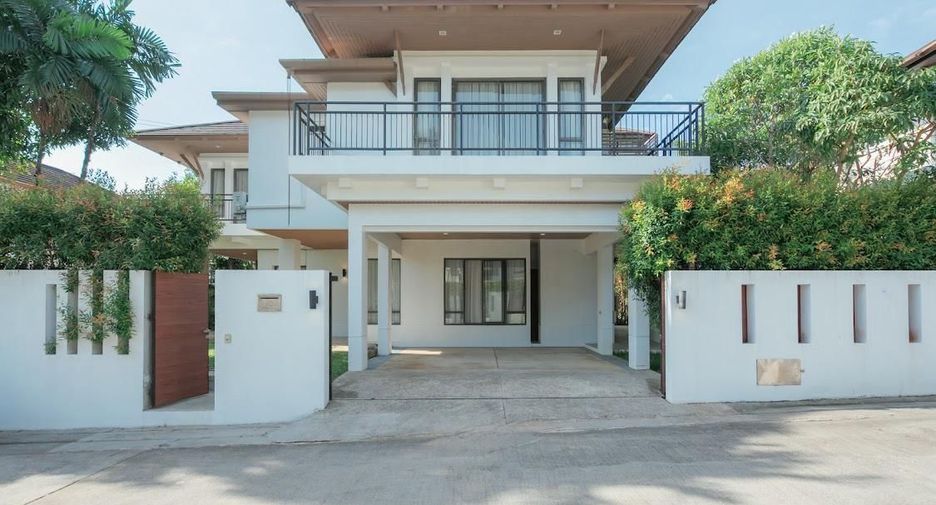 À vendre et à louer 4 chambres villa à Kathu, Phuket