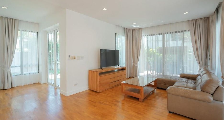 À vendre et à louer 4 chambres villa à Kathu, Phuket