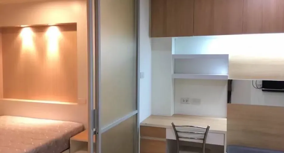 Wohnung zur Miete mit 1 Zimmer in Bang Phlat, Bangkok