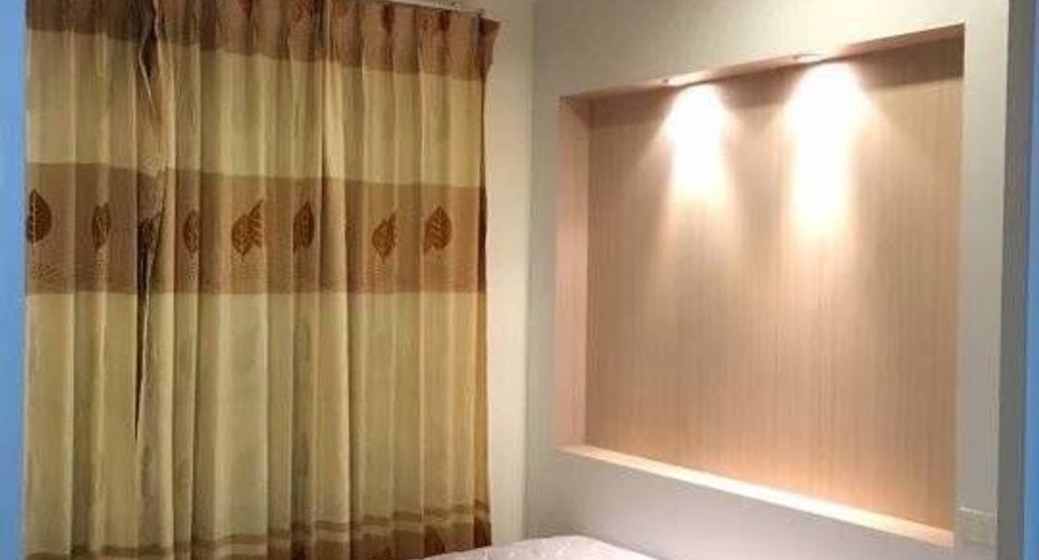 Wohnung zur Miete mit 1 Zimmer in Bang Phlat, Bangkok