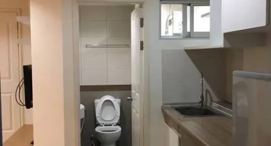 Wohnung zur Miete mit 1 Zimmer in Bang Phlat, Bangkok
