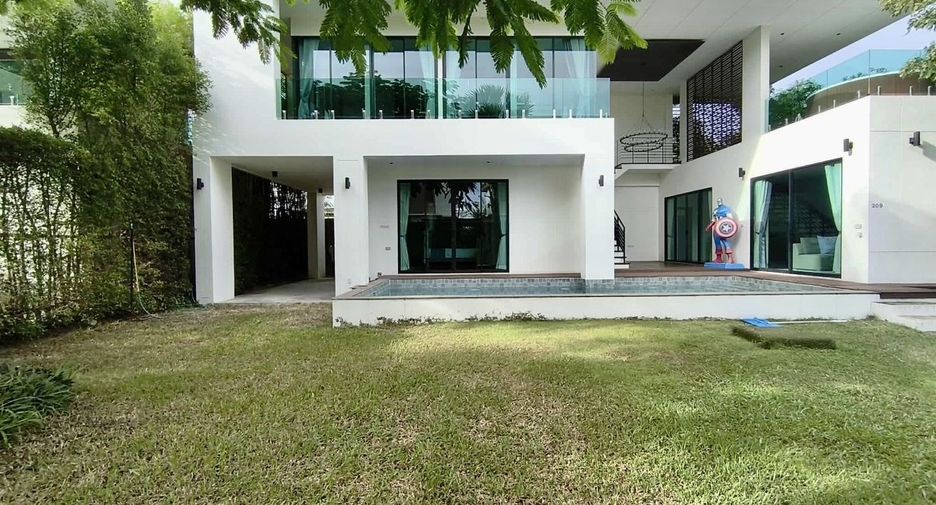 For sale 3 bedrooms villa in Hua Hin, Prachuap Khiri Khan