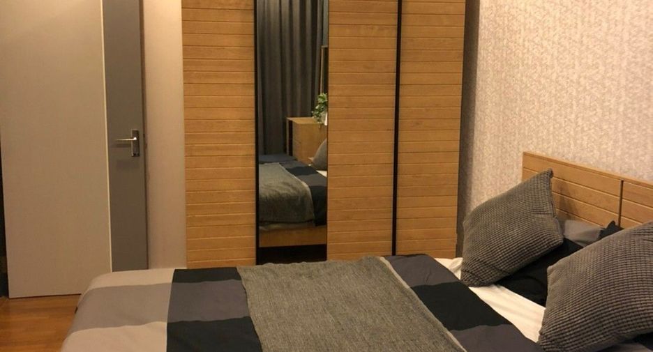For sale 3 bedrooms townhouse in Wang Thonglang, Bangkok