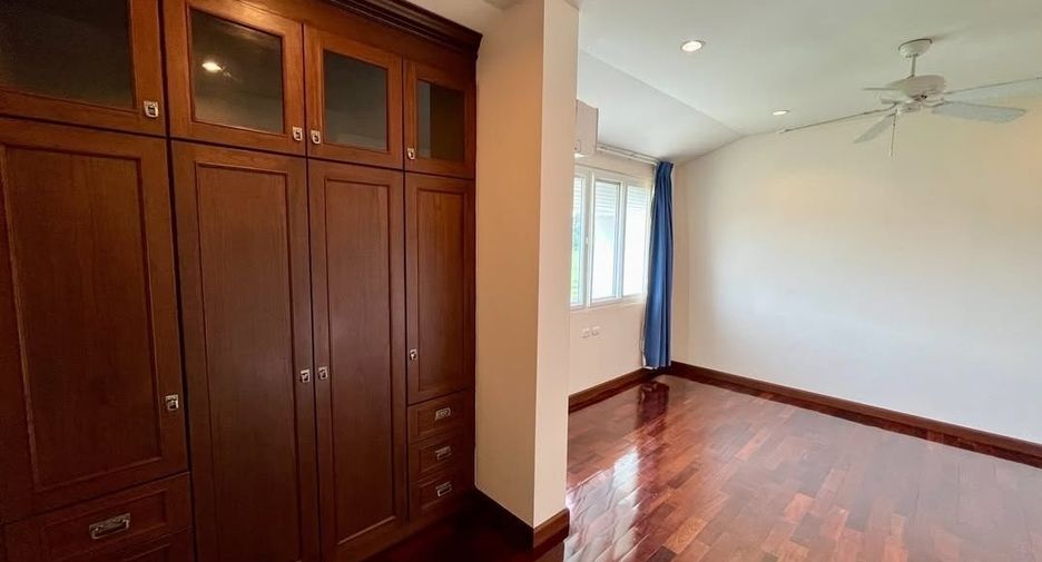Casa en alquiler de 5 habitaciones en Hang Dong, Chiang Mai