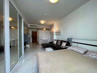 Wohnung zum Kauf mit Studio in Khlong San, Bangkok