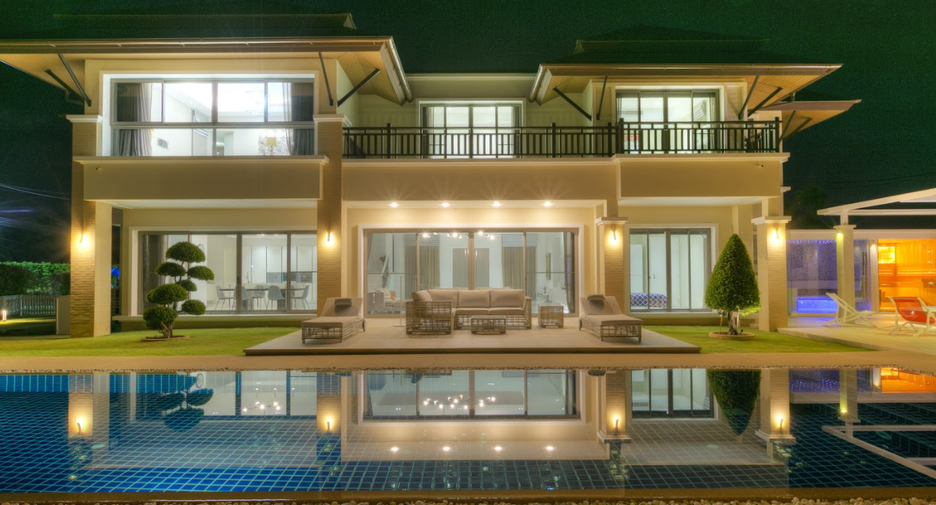For sale 4 bedrooms villa in Thalang, Phuket