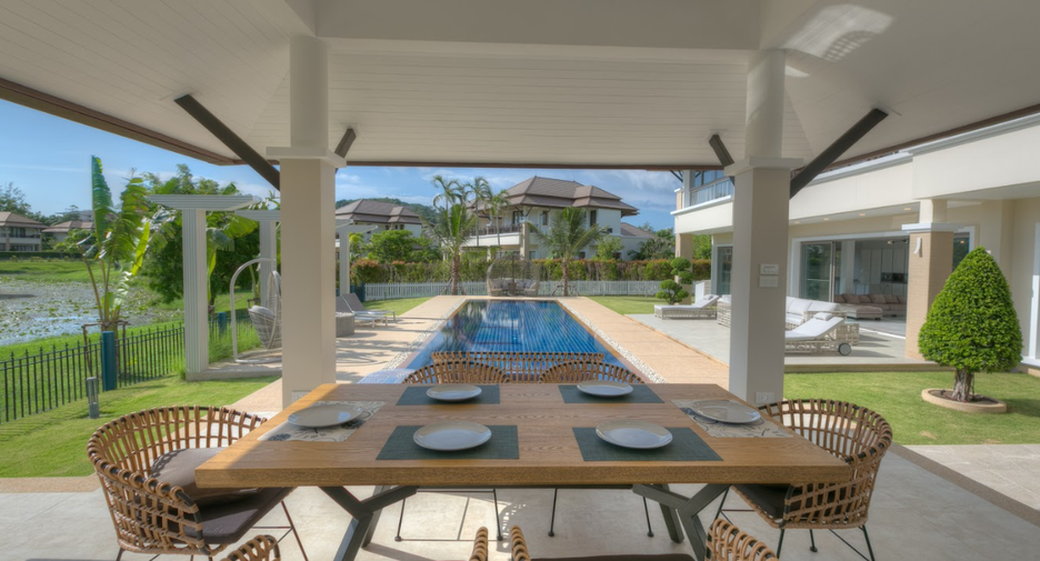 For sale 4 bedrooms villa in Thalang, Phuket
