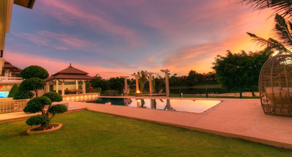 For sale 4 bedrooms villa in Thalang, Phuket