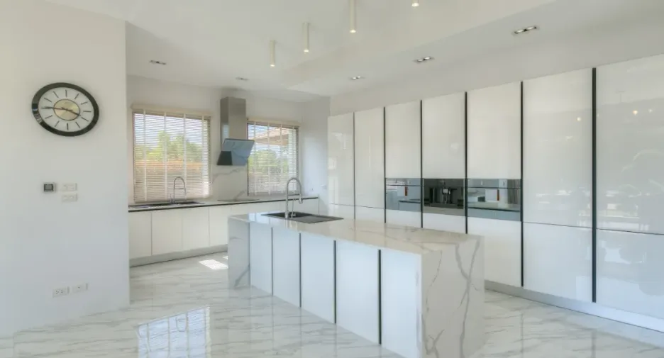 For sale 4 bedrooms villa in Thalang, Phuket