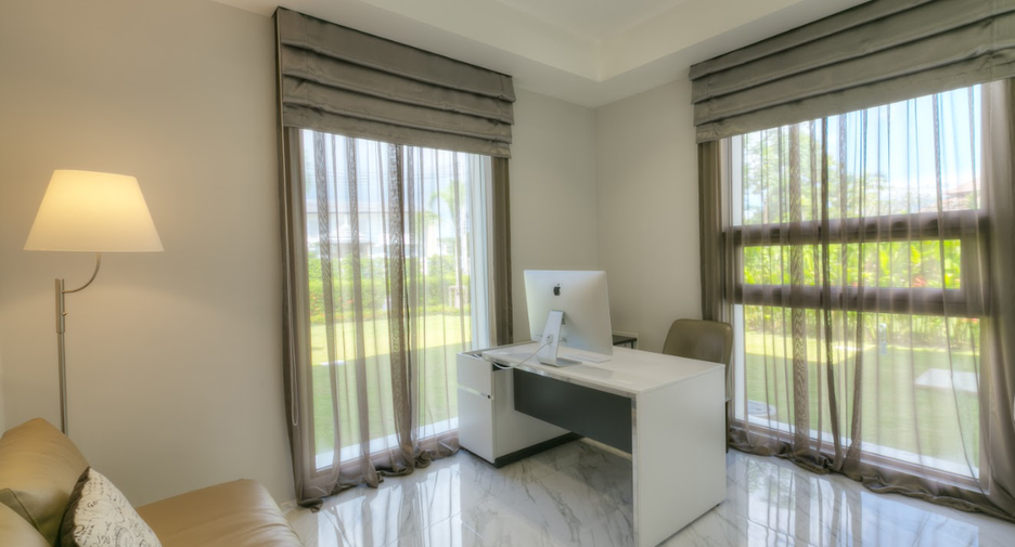For sale 4 bedrooms villa in Thalang, Phuket