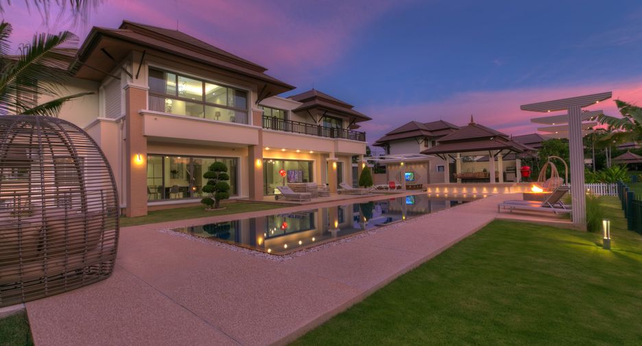 For sale 4 bedrooms villa in Thalang, Phuket
