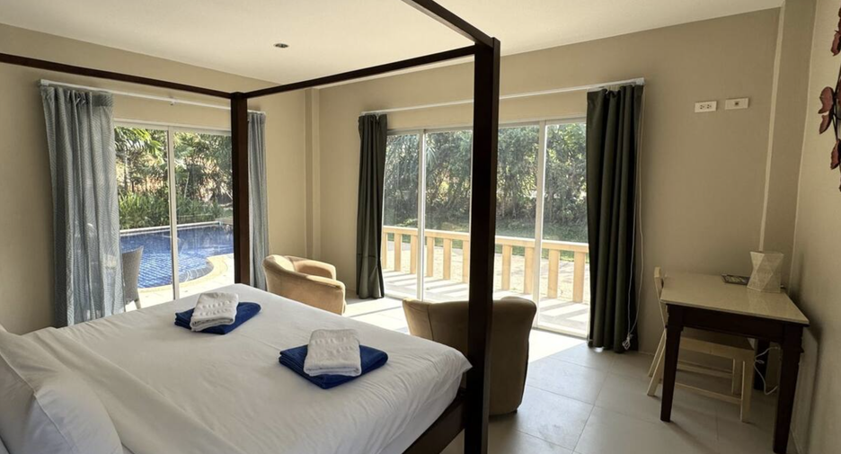 For sale 4 bedrooms villa in Thalang, Phuket