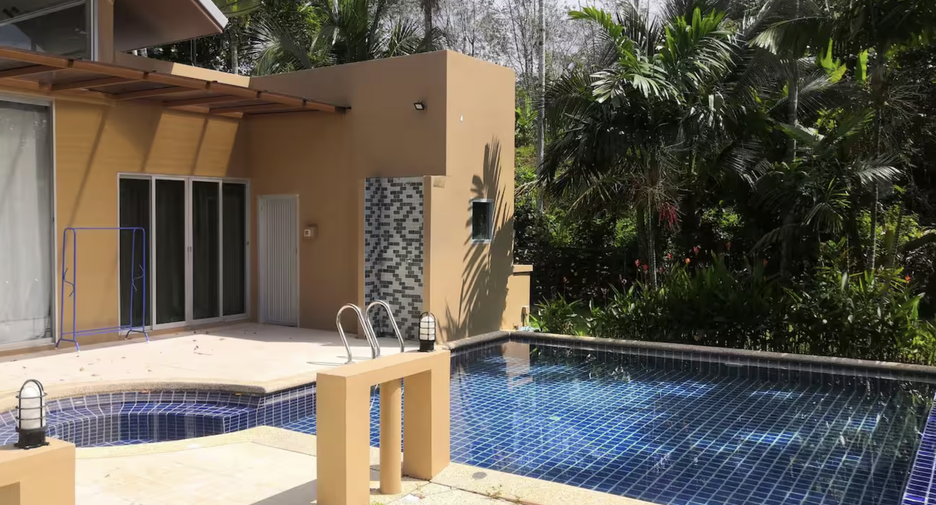 For sale 4 bedrooms villa in Thalang, Phuket