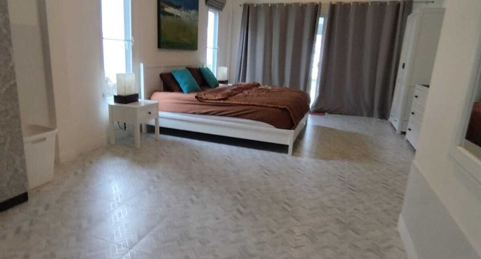 For rent 3 bedrooms villa in Hua Hin, Prachuap Khiri Khan