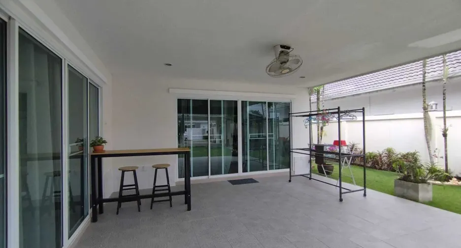 For rent 3 bedrooms villa in Hua Hin, Prachuap Khiri Khan