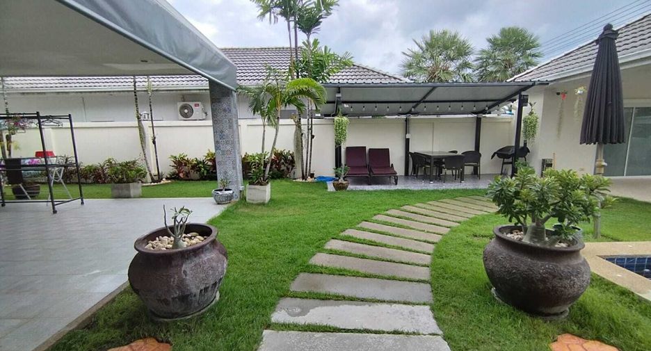 For rent 3 bedrooms villa in Hua Hin, Prachuap Khiri Khan