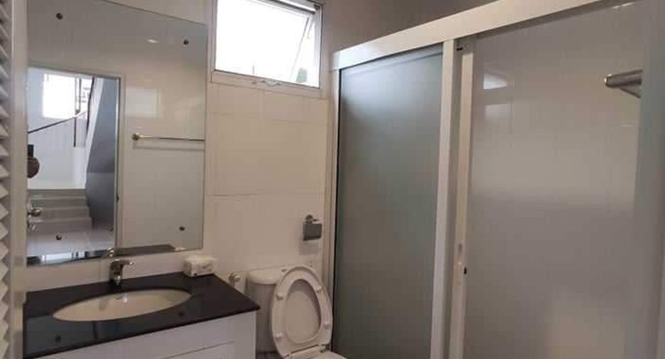 For rent 3 bedrooms house in Hang Dong, Chiang Mai