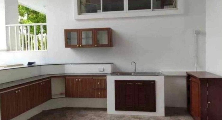 For rent 3 bedrooms house in Hang Dong, Chiang Mai