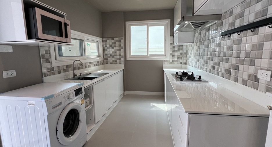 For rent 3 bedrooms house in Mae Rim, Chiang Mai