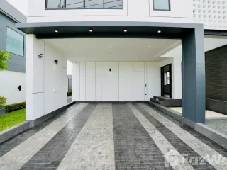 ให้เช่า 4 ห้องนอน วิลล่า ใน เมืองเชียงใหม่, เชียงใหม่