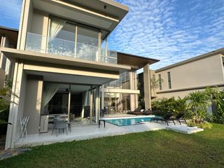 Villa zur Miete mit 4 Zimmer in Thalang, Phuket